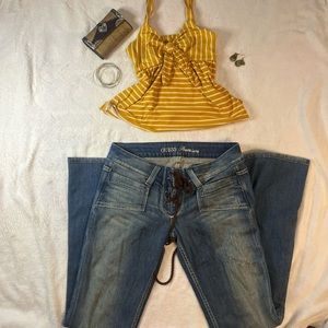 Small yellow stripped top